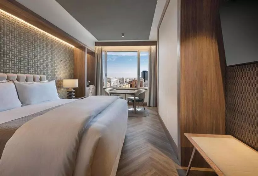 اتاق لوکس با تخت بزرگ, The Westin Madrid Cuzco