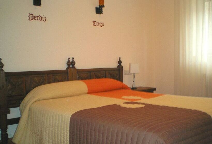 스탠다드 룸, Tierra De Campos