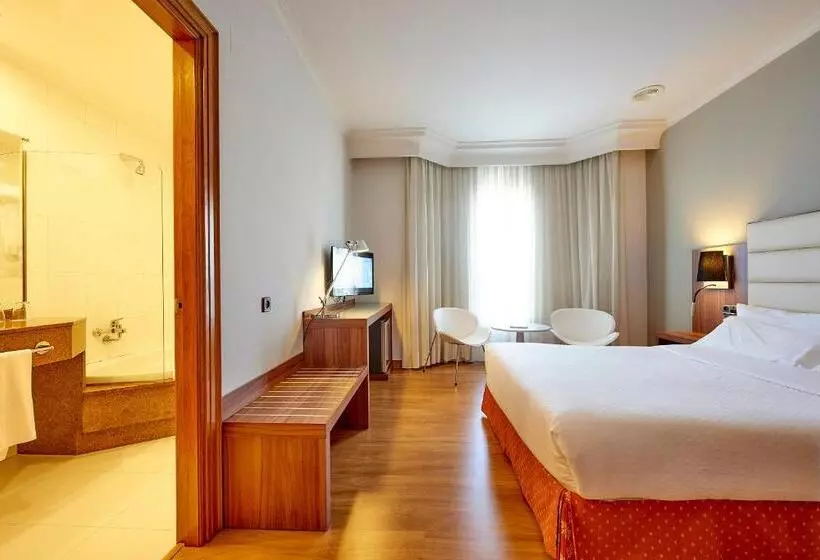 سوییت جونیور, Vigo Los Galeones Affiliated by Meliá