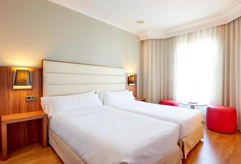 スタンダードトリプルルーム, Vigo Los Galeones Affiliated By Meliá