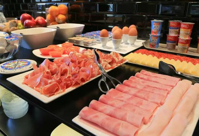 اتاق اکونومی یک تخته, Habitus Hotel Leyre