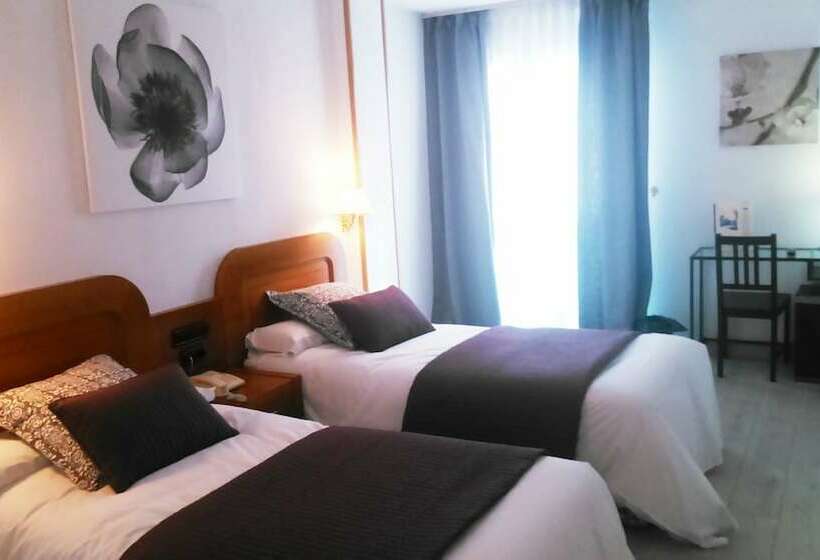 اتاق استاندارد, Rey Sancho Palencia