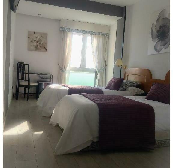 اتاق استاندارد یک نفره, Rey Sancho Palencia