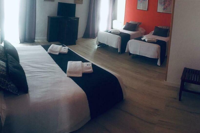 اتاق خانوادگی, Rey Sancho Palencia