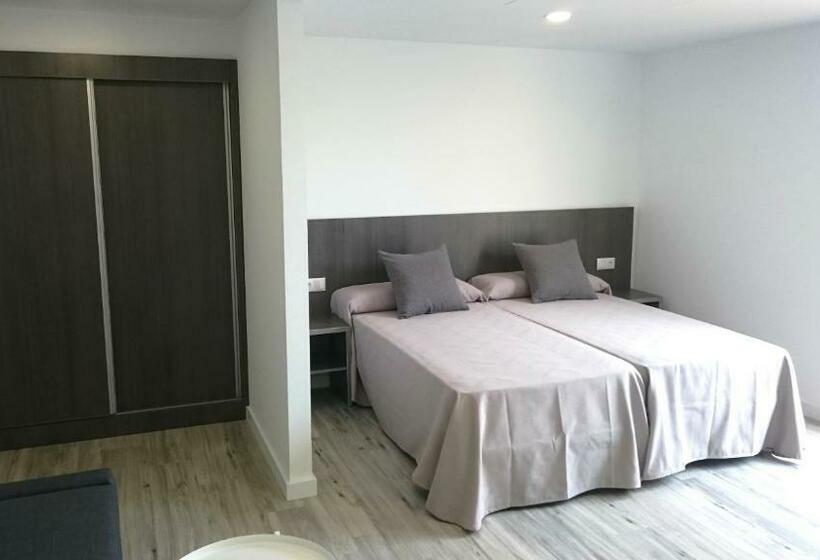 جناح عائلي, Ona Don Juan