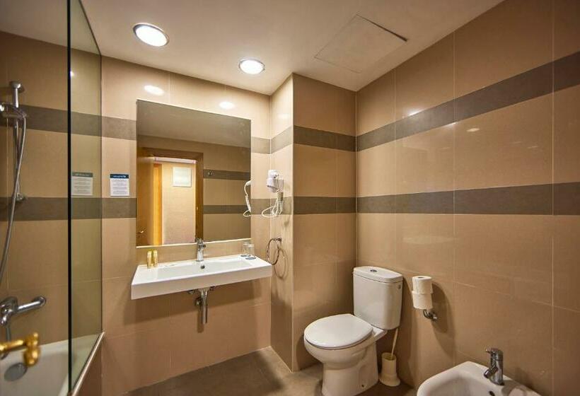 Standard Kolmen Hengen Huone, Don Juan Resort Affiliated by Fergus