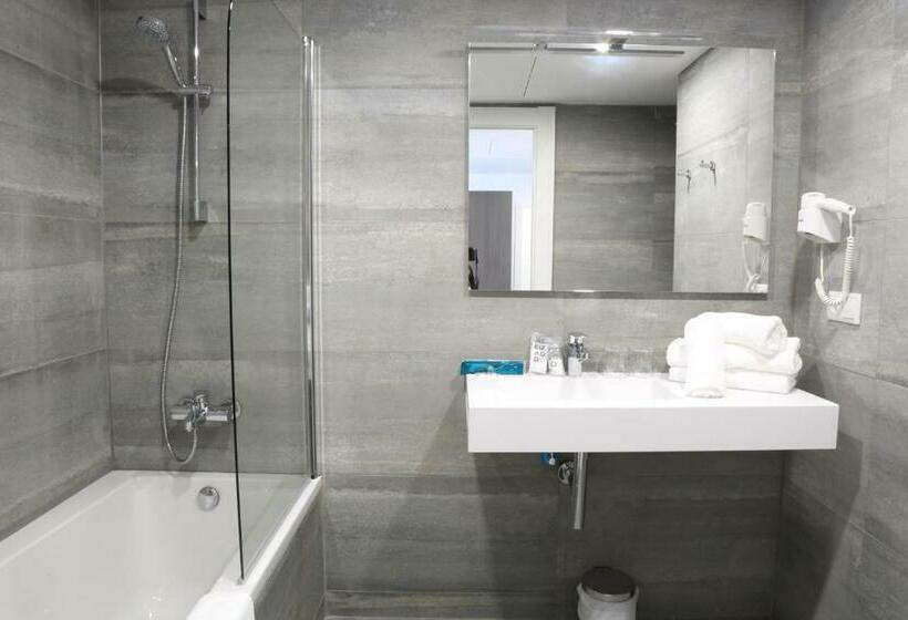 غرفة عائلية, Ona Don Juan