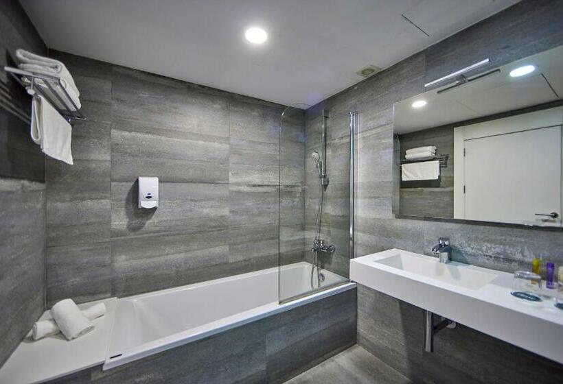 غرفة سوبيريور عائلية, Ona Don Juan