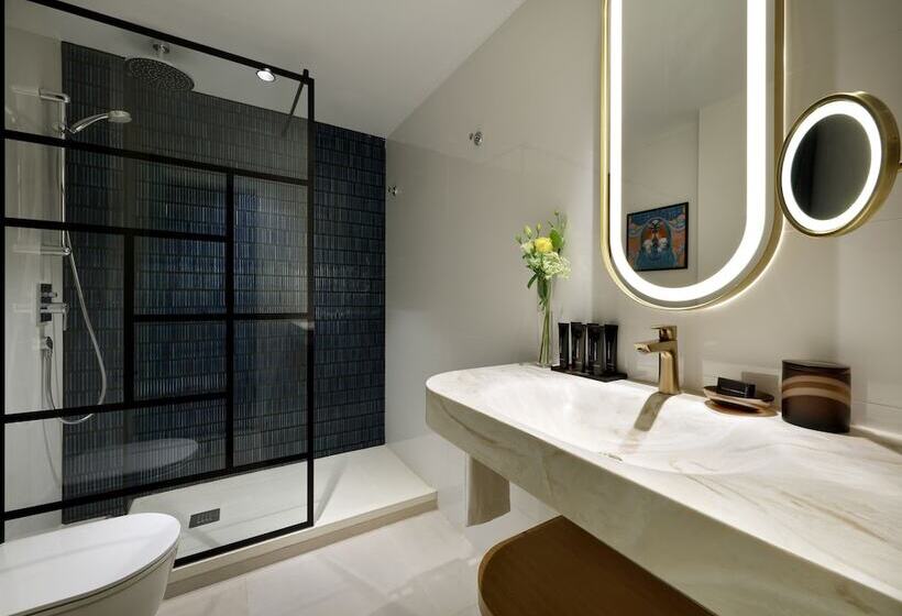 Quarto Deluxe com Terraço, Hard Rock Hotel Marbella