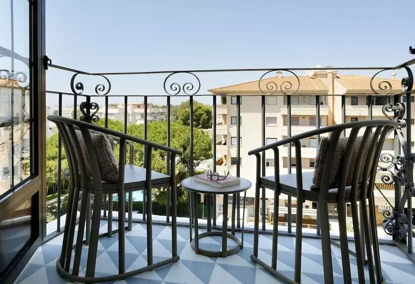 استودیوی استاندارد, Hard Rock Hotel Marbella
