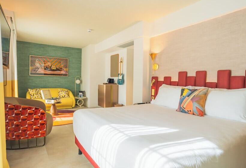 Escritório Estándar, Hard Rock Hotel Marbella