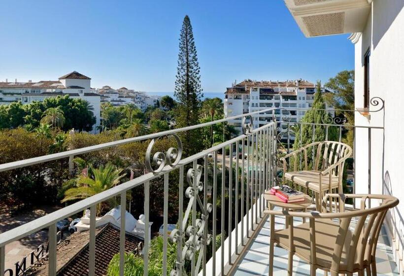 스탠다드 발코니 스튜디오, Hard Rock Hotel Marbella