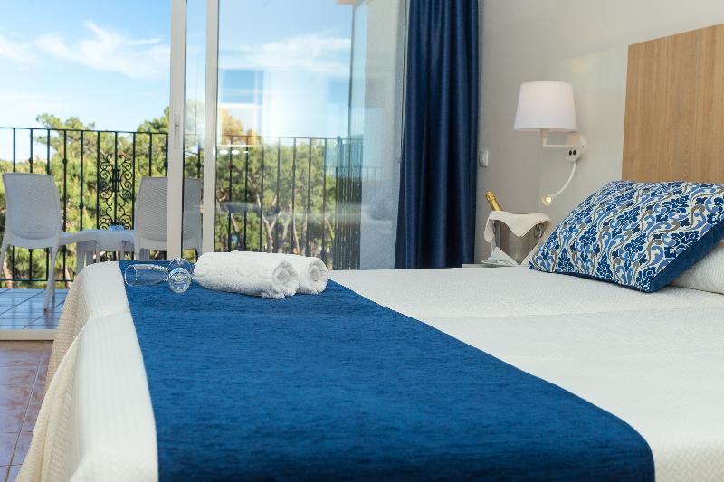 Номер Стандарт Трехместный, Aluasun Marbella Park