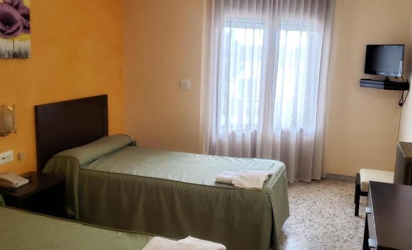 غرفة ديلوكس, Balfagón