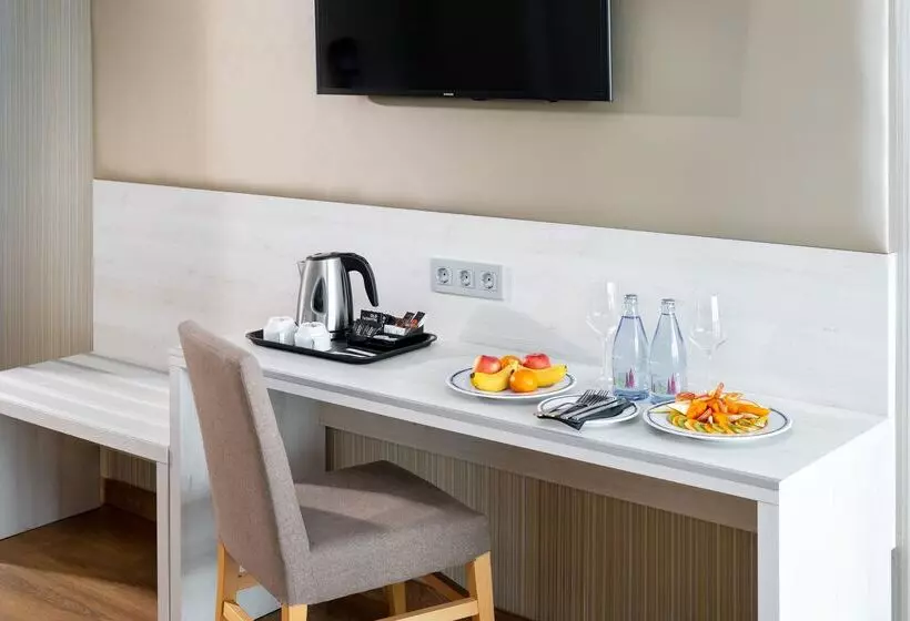 اتاق سوپریور, Best Semiramis