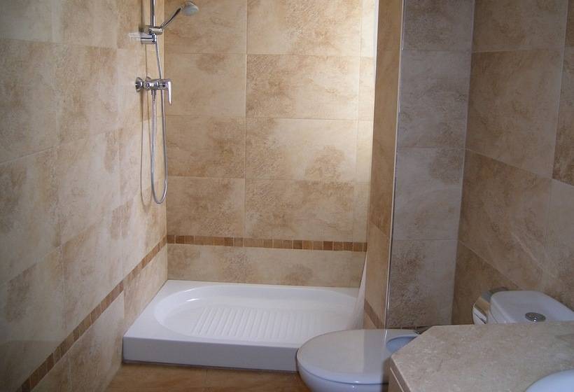 اتاق استاندارد, Carlos V Malaga