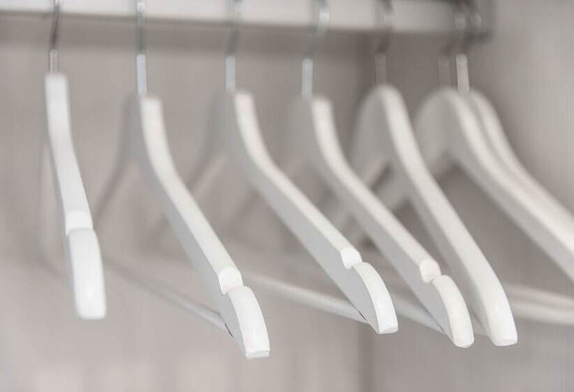 غرفة إقتصادية, Casamar