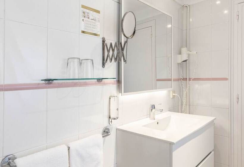 غرفة قياسية مطلّة علي البحر, Casamar