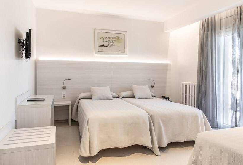 غرفة قياسية إطلالة جانبية علي البحر, Casamar