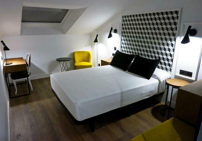 غرفة سوبيريور, Colon Plaza