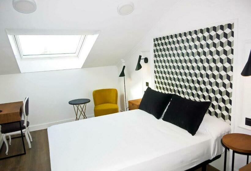 غرفة سوبيريور, Colon Plaza