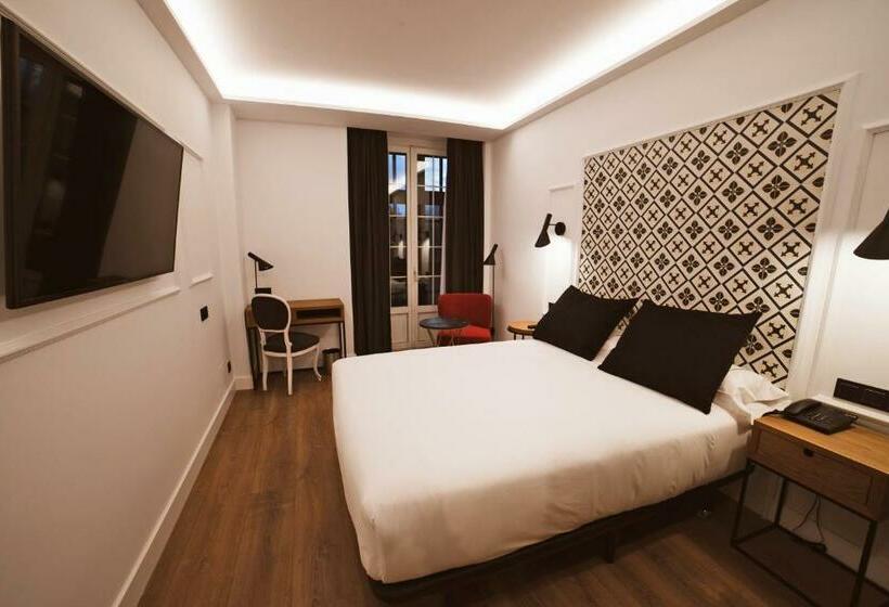 غرفة سوبيريور مطلة على المدينة, Colon Plaza