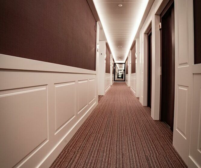 غرفة سوبيريور, Colon Plaza