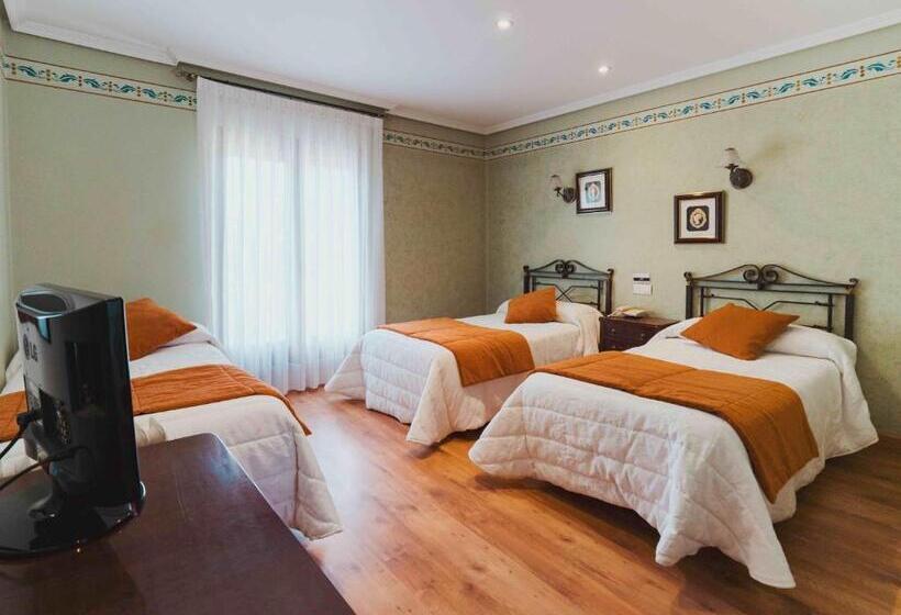 Quarto Triplo Estandar, Doña Carmen