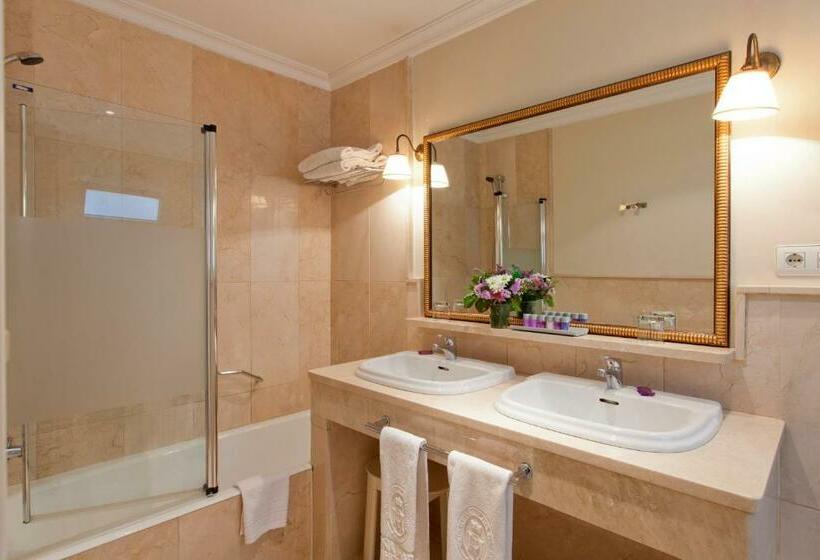 اتاق استاندارد, Dona Maria