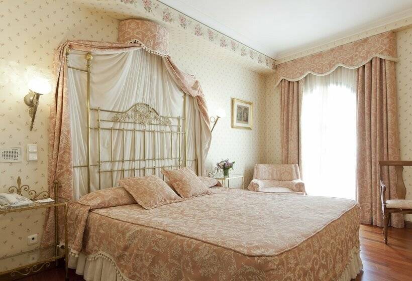 اتاق استاندارد یک نفره, Dona Maria