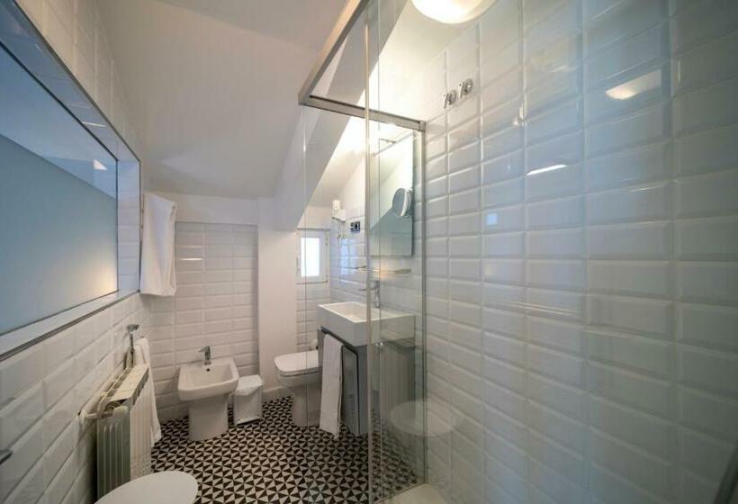 غرفة قياسية مطلّة علي البحر مزوَّدة بشُرفة, &spa El Puerto