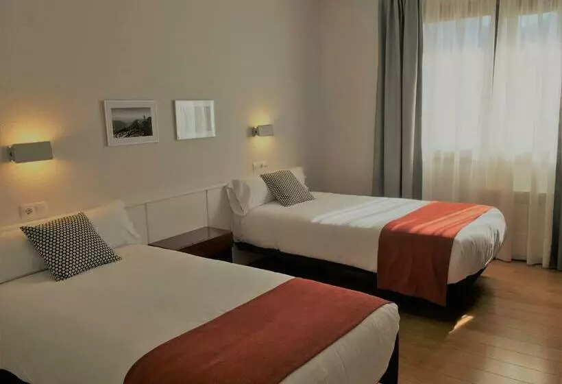 Standard Room, Elorrio