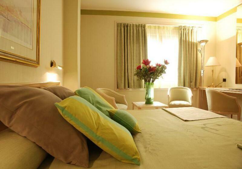 스탠다드 룸, Exe Boston