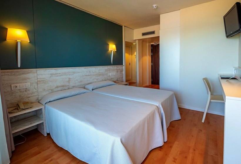 اتاق استاندارد سه نفره, Golden Donaire Beach