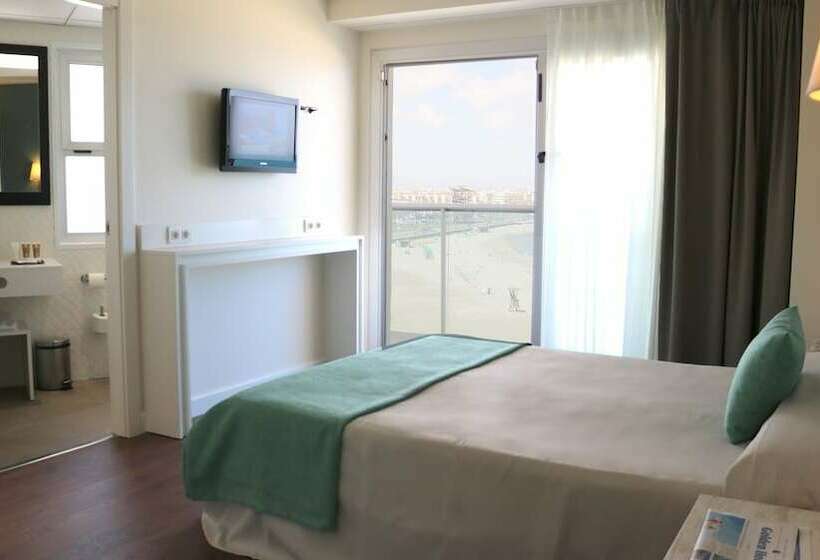 Triple Room Sea View, Golden Donaire Beach