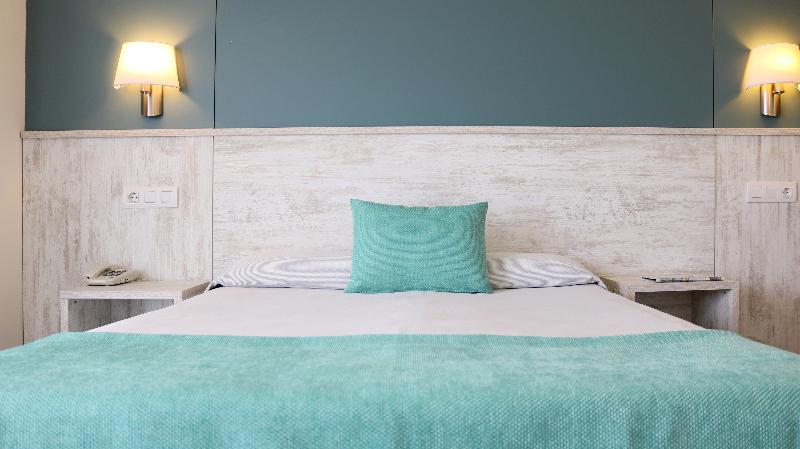 Triple Room Sea View, Golden Donaire Beach