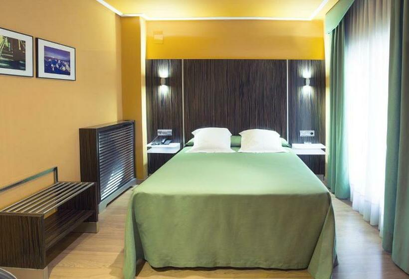 Номер Стандарт, Gran Via