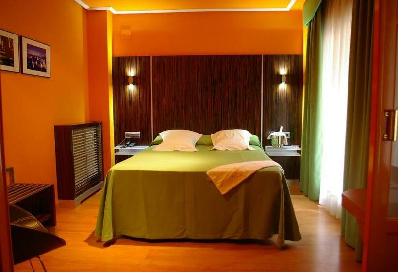 Номер Стандарт, Gran Via