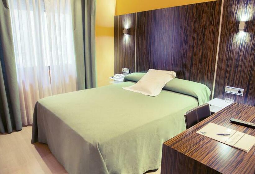 Номер Стандарт, Gran Via