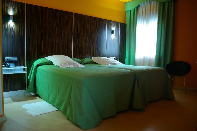 Номер Стандарт, Gran Via