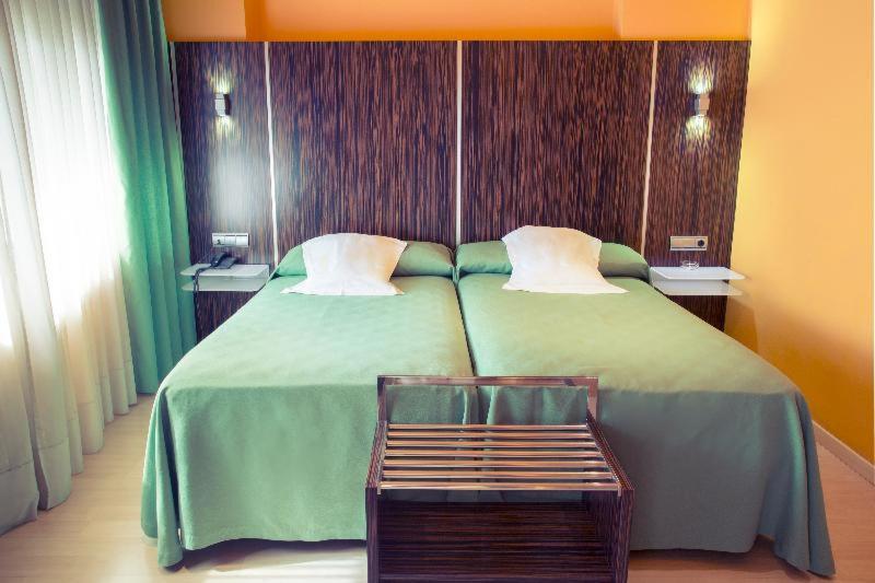 Номер Стандарт, Gran Via