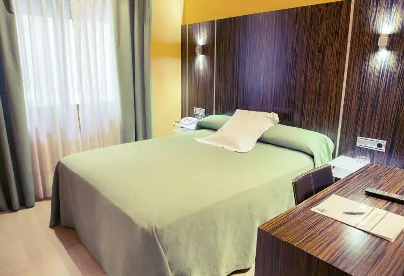 Habitación Estàndard Individual, Gran Via