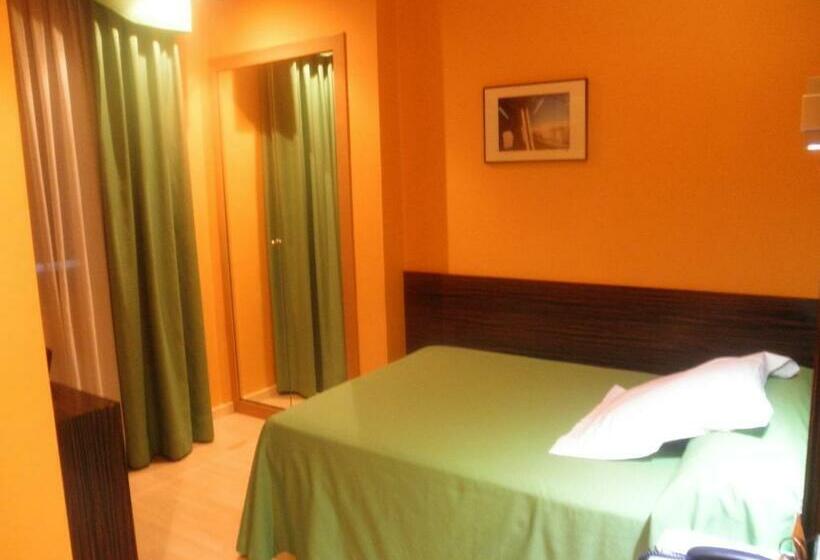 Номер Стандарт Индивидуальный, Gran Via