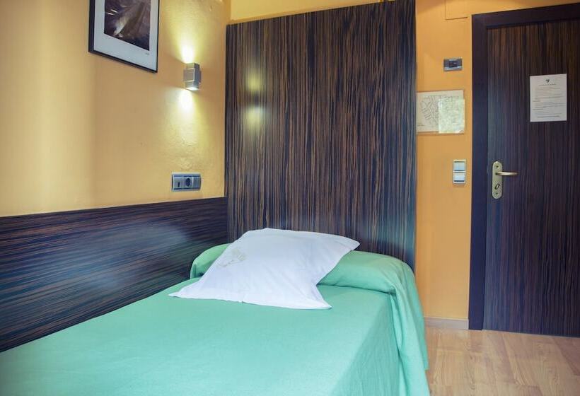 Номер Стандарт Индивидуальный, Gran Via