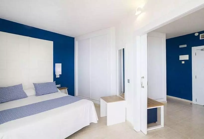 Четырехместный Номер Стандарт Вид на Море, Ibersol Torremolinos Beach