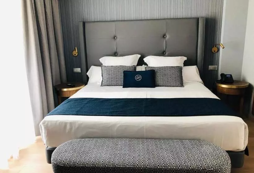 Premium Zimmer mit Terrasse, Lima   Adults Recommended