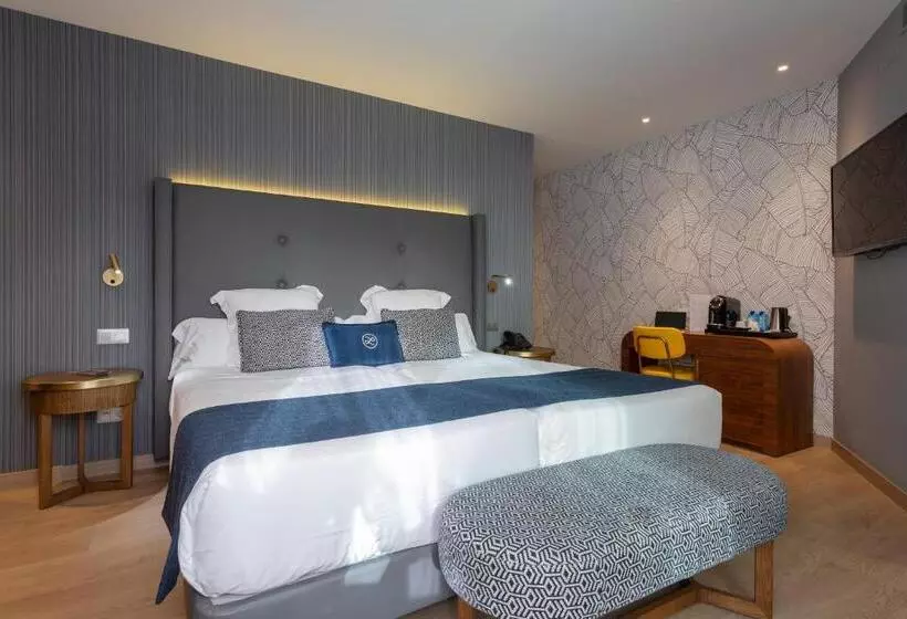 Premium Zimmer mit Terrasse, Lima   Adults Recommended