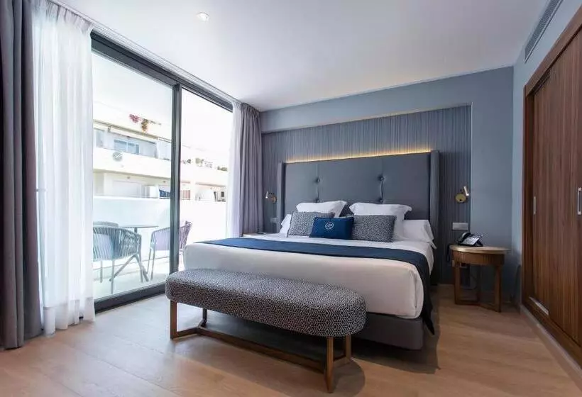 Premium Zimmer mit Terrasse, Lima   Adults Recommended