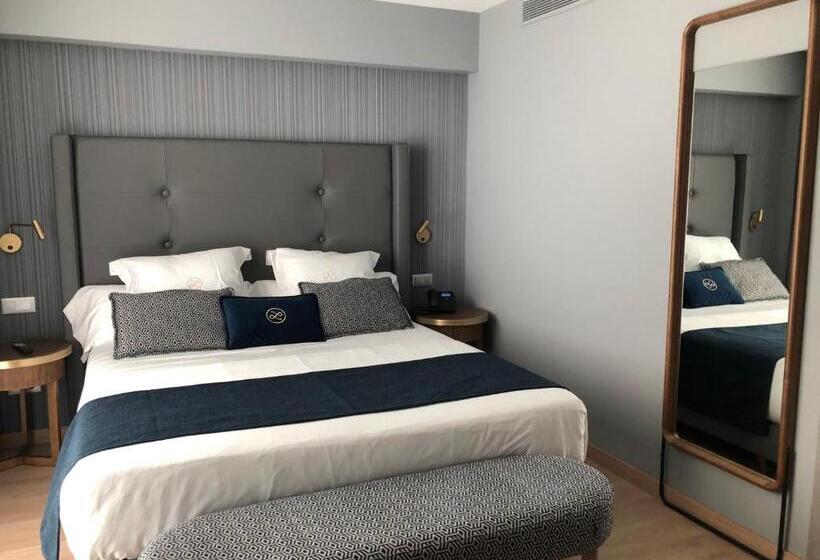 غرفة بريميوم مع تراس, Lima   Adults Recommended