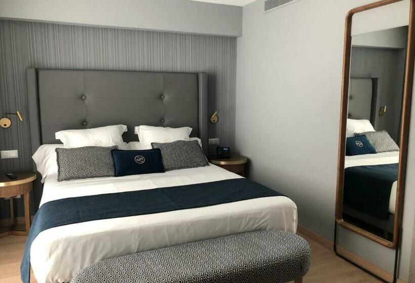 غرفة قياسية مزوَّدة بتراس, Lima   Adults Recommended